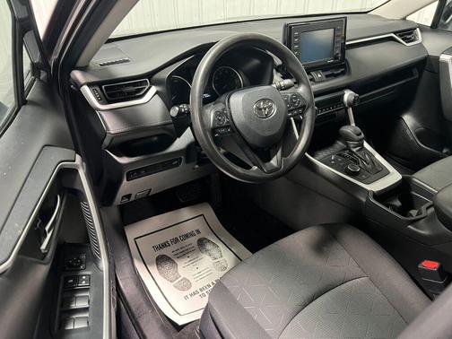 2020 Toyota RAV4 Hybrid XLE