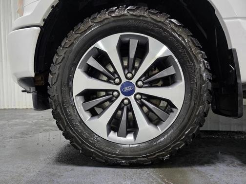 Oxford White 2019 Ford F-150 XL