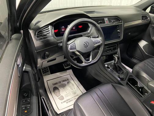 2023 Volkswagen Tiguan 2.0T SE R-Line Black 4MOTION