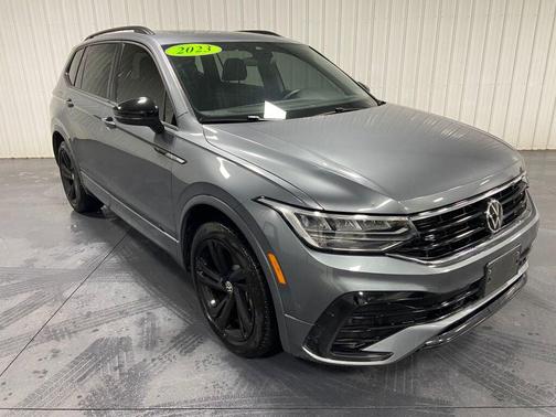 2023 Volkswagen Tiguan 2.0T SE R-Line Black 4MOTION