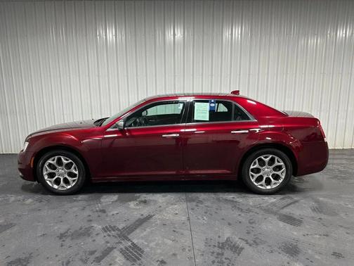 2017 Chrysler 300C Platinum