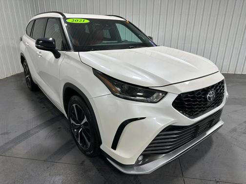 2021 Toyota Highlander XSE