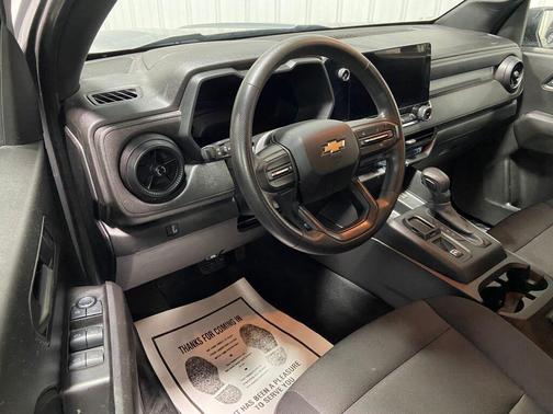 2024 Chevrolet Colorado WT