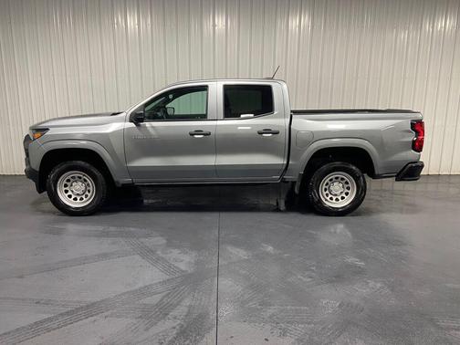 2024 Chevrolet Colorado WT