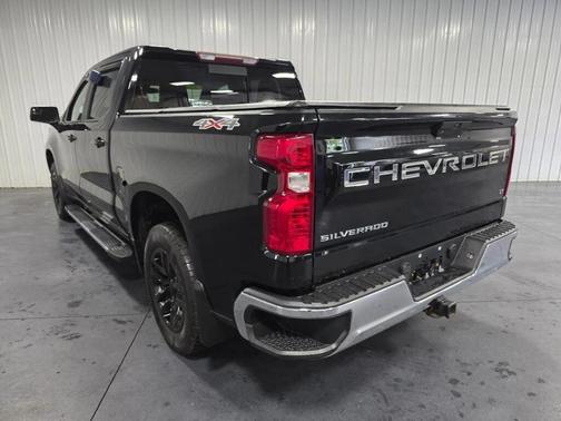 Black 2020 Chevrolet Silverado 1500 LT