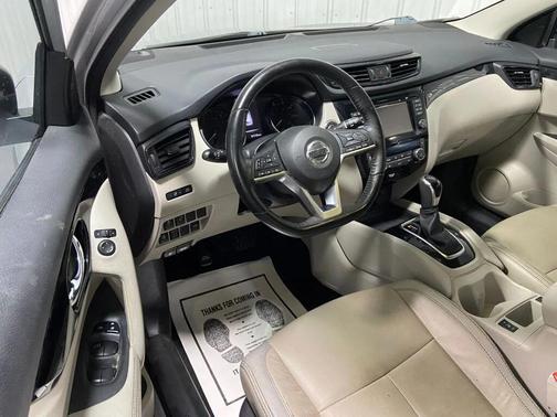 2018 Nissan Rogue Sport SV