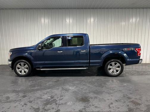 Blue 2018 Ford F-150 XLT