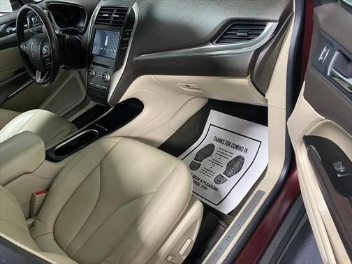 2019 Lincoln MKC Standard