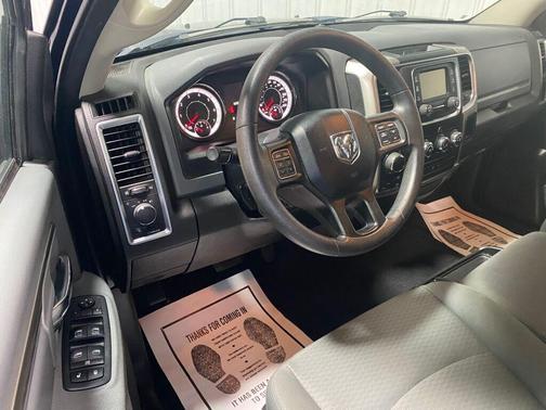 2019 RAM 1500 SLT