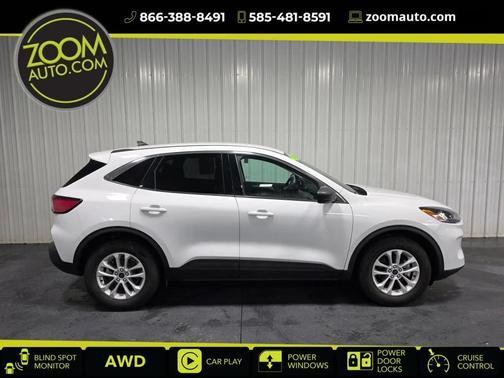 White 2022 Ford Escape SE