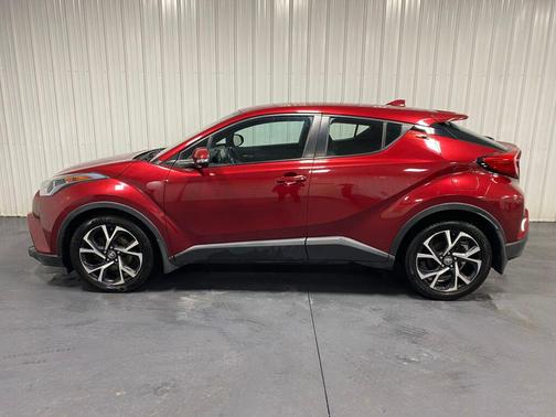 2018 Toyota C-HR XLE Premium