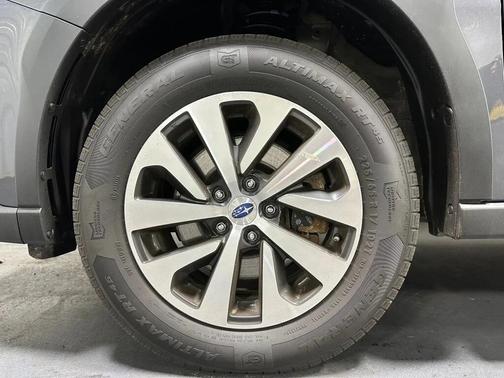 Magnetite Gray Metallic 2024 Subaru Outback Premium