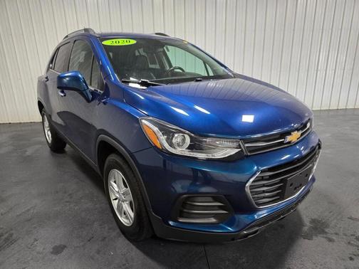 Pacific Blue Metallic 2020 Chevrolet Trax LT
