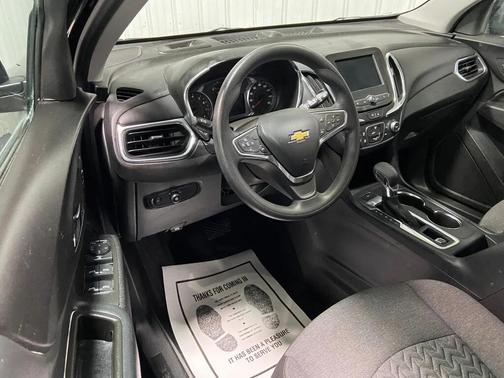 Mosaic Black Metallic 2024 Chevrolet Equinox 1LT