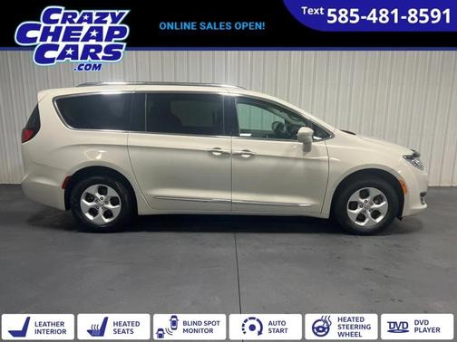 2017 Chrysler Pacifica Touring-L