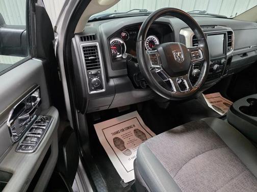 Bright Silver Metallic Clearcoat 2017 RAM 1500 Big Horn