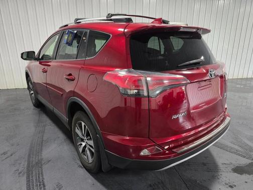 Ruby Flare Pearl 2018 Toyota RAV4 XLE