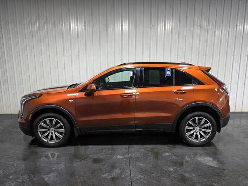 Autumn Metallic 2019 Cadillac XT4 Sport