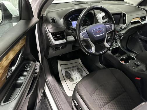 Summit White 2019 GMC Terrain SLE