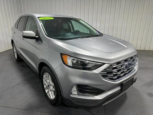 Iconic Silver Metallic 2022 Ford Edge SEL