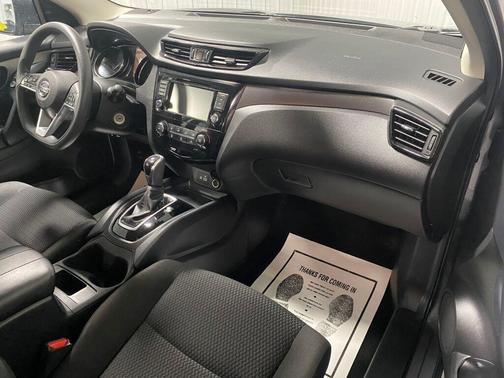 2020 Nissan Rogue Sport S