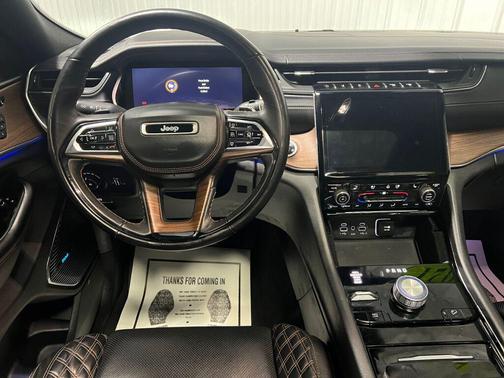 2021 Jeep Grand Cherokee L Summit