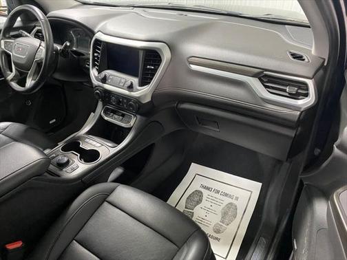 2022 GMC Acadia AWD SLT