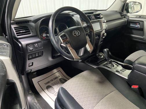 2017 Toyota 4Runner SR5