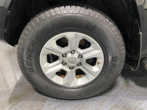 2017 Toyota 4Runner SR5