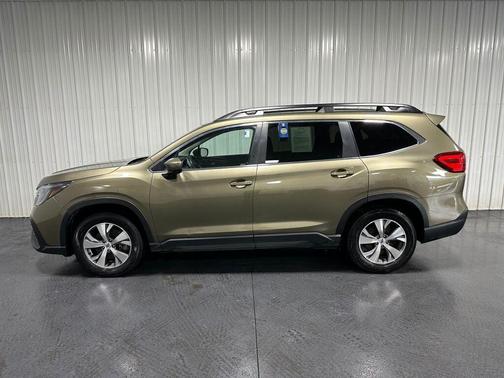 Green 2024 Subaru Ascent Premium 8-Passenger