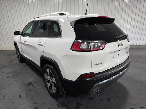 Bright White Clearcoat 2019 Jeep Cherokee Limited