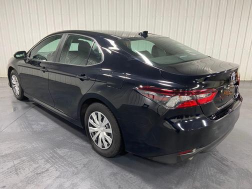 2024 Toyota Camry Hybrid LE