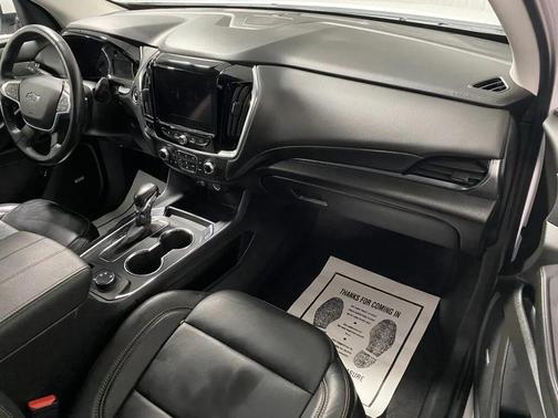 2021 Chevrolet Traverse RS