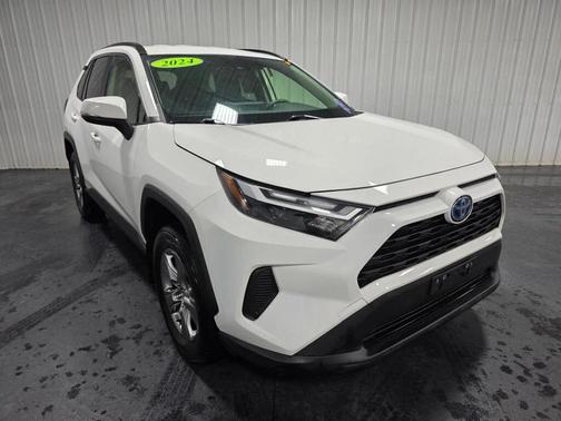 Ice Cap 2024 Toyota RAV4 Hybrid LE