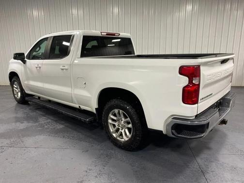 Summit White 2023 Chevrolet Silverado 1500 LT