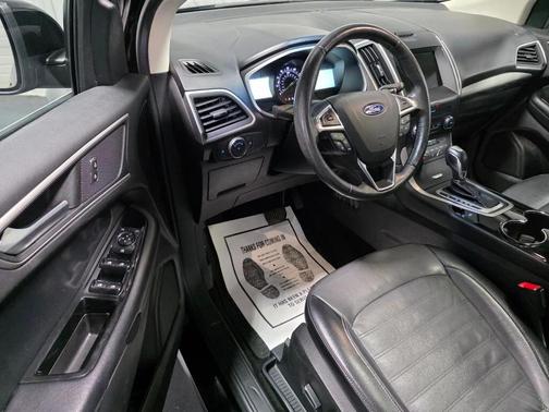 Shadow Black 2018 Ford Edge SEL