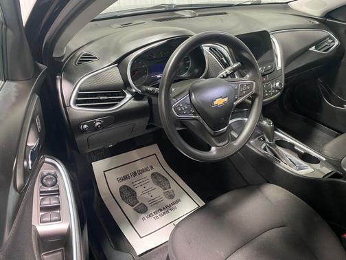2020 Chevrolet Malibu FWD LT