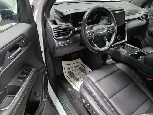 White 2024 GMC Acadia FWD Elevation