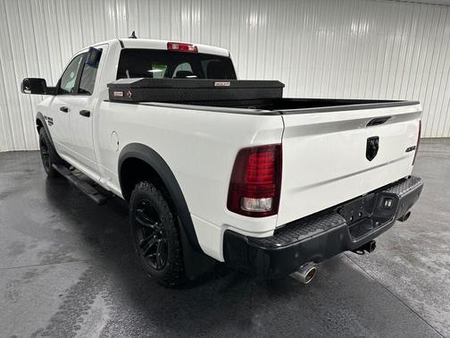 Bright White Clearcoat 2021 RAM 1500 Classic Warlock Quad Cab 4x4 6'4' Box