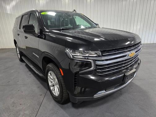 Black 2021 Chevrolet Suburban LT