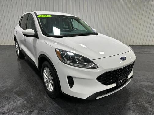 White 2020 Ford Escape SE