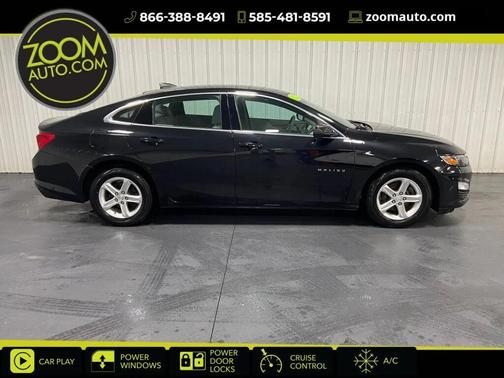 Mosaic Black Metallic 2022 Chevrolet Malibu 1LS