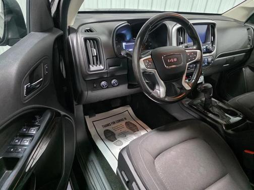 Onyx Black 2018 GMC Canyon SLE