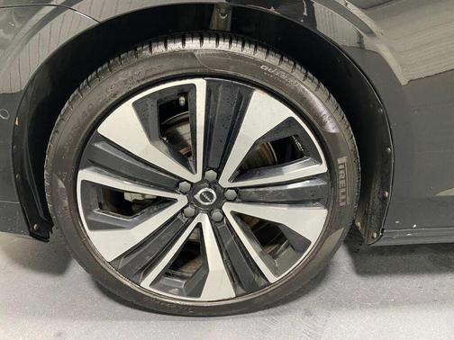 2023 Volvo S60 B5 Ultimate Bright Theme