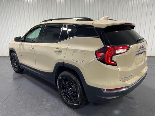 2022 GMC Terrain AWD AT4