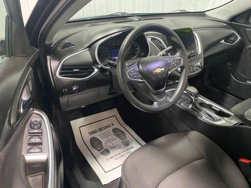 2021 Chevrolet Malibu FWD LT