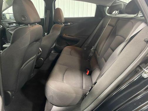 2021 Chevrolet Malibu FWD LT
