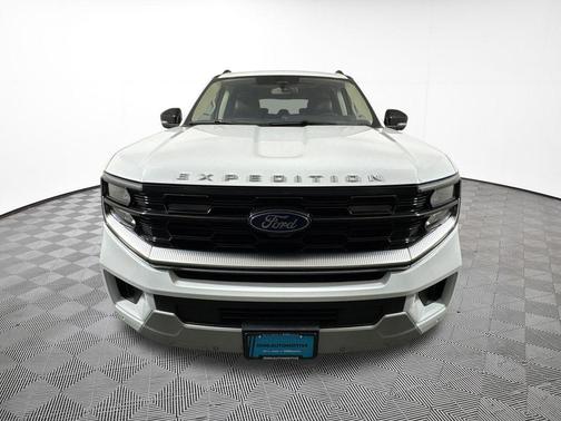 Oxford White 2025 Ford Expedition Max Platinum