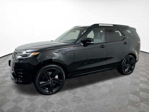 Santorini Black Metallic 2023 Land Rover Discovery P300 S R-Dynamic