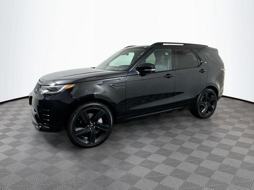 2023 Land Rover Discovery P300 S R-Dynamic